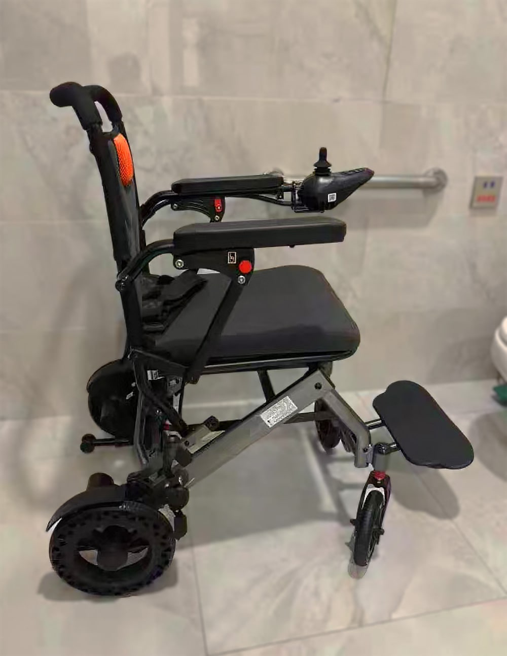 BME1027 Transit Electric Wheelchair Indoor 02 BME1027 Transit Electric Wheelchair Indoor 02