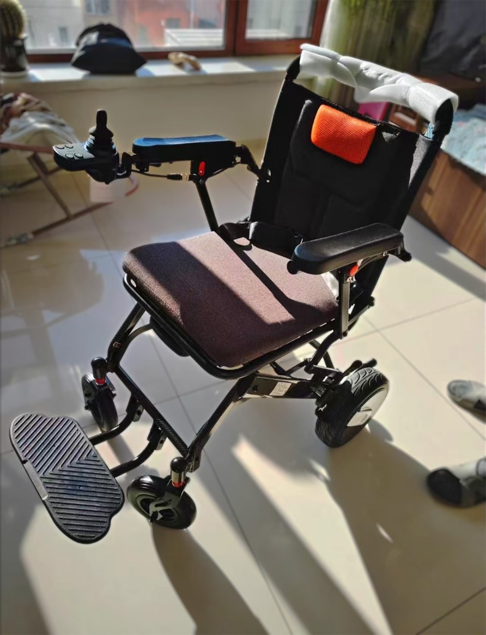 BME1027 Transit Electric Wheelchair Indoor 01 BME1027 Transit Electric Wheelchair Indoor 01