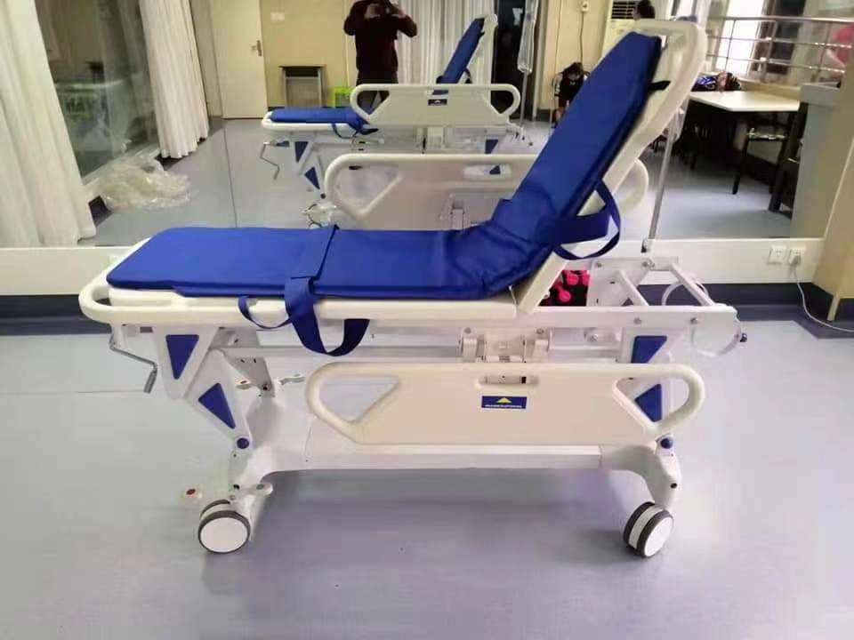 Hôpital Emergency Aid Aid USU Luxueux véhicule plat de transfert de patient de transfert d'équipement de transfert d'ambulance pour le patient chambre de patient