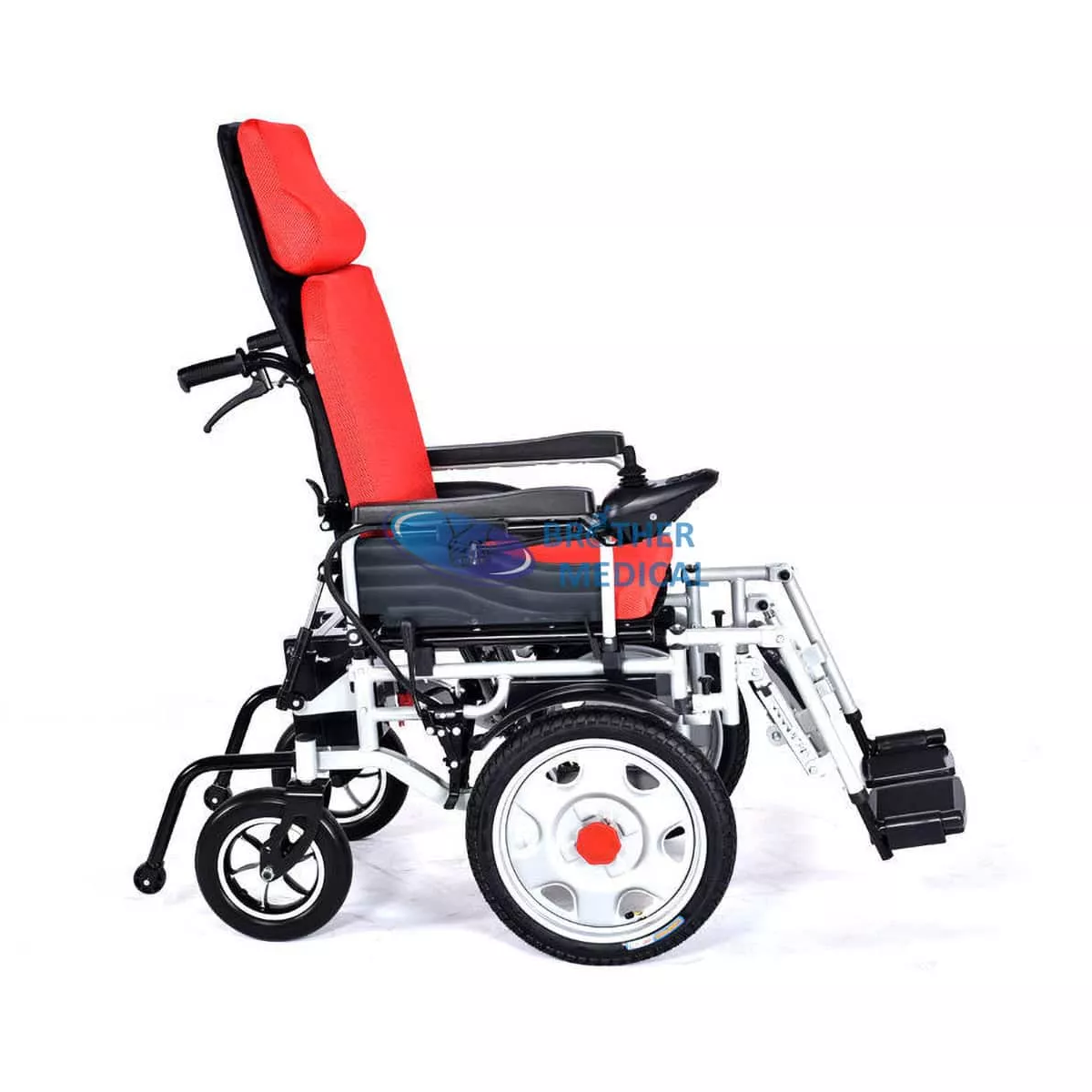 Chaire de fauteuil électrique accessible pour récupération orthopédique