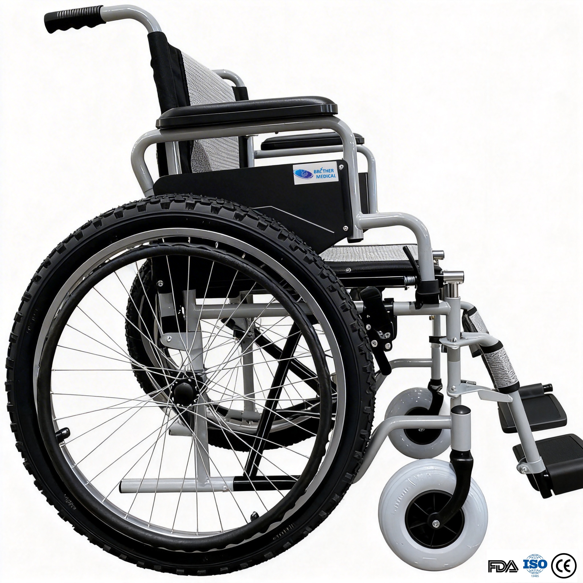 Fauteuil roulant manuel tout-terrain Fat Tire en gros | Roues arrière personnalisables et cadre en acier robuste