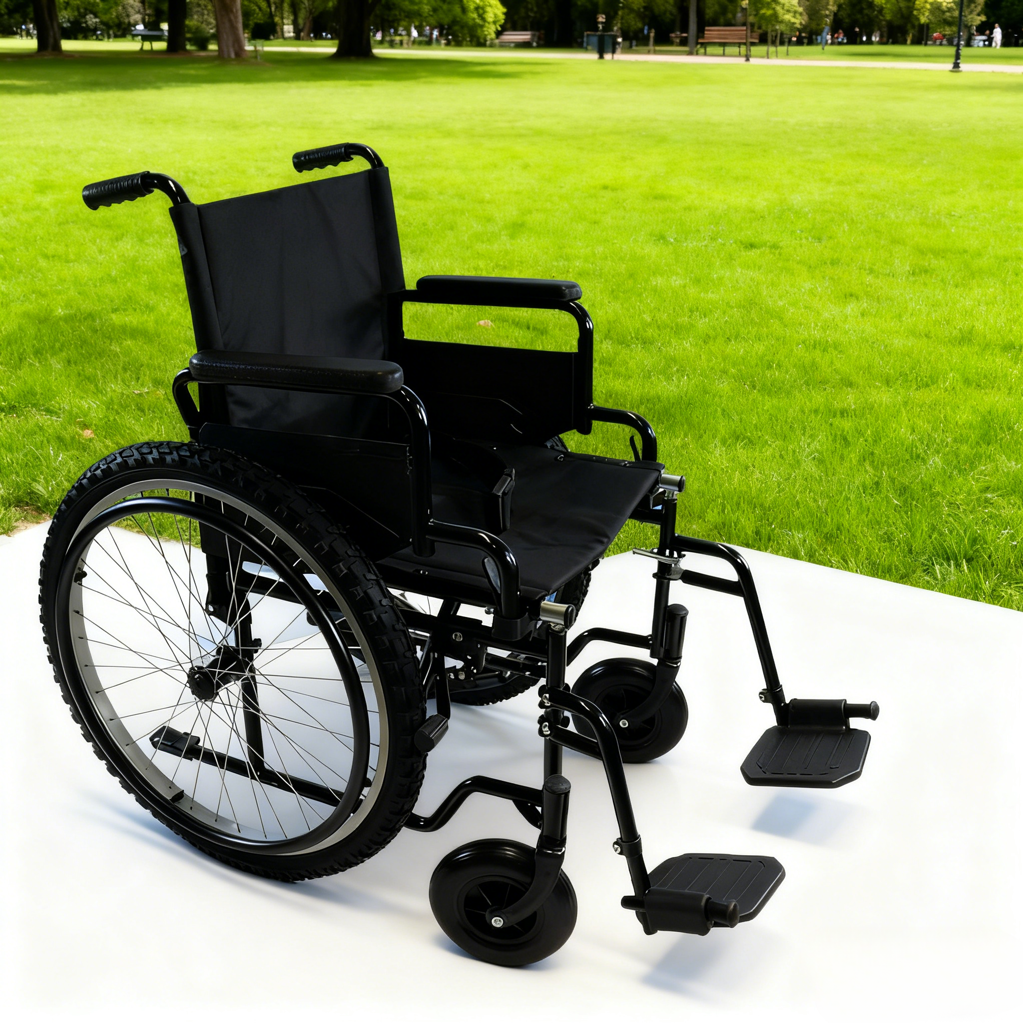 Les pneus solides pour fauteuils roulants &eacute;liminent les risques que les pneus pneumatiques ou remplis d'air pr&eacute;sentent sur un terrain accident&eacute;.